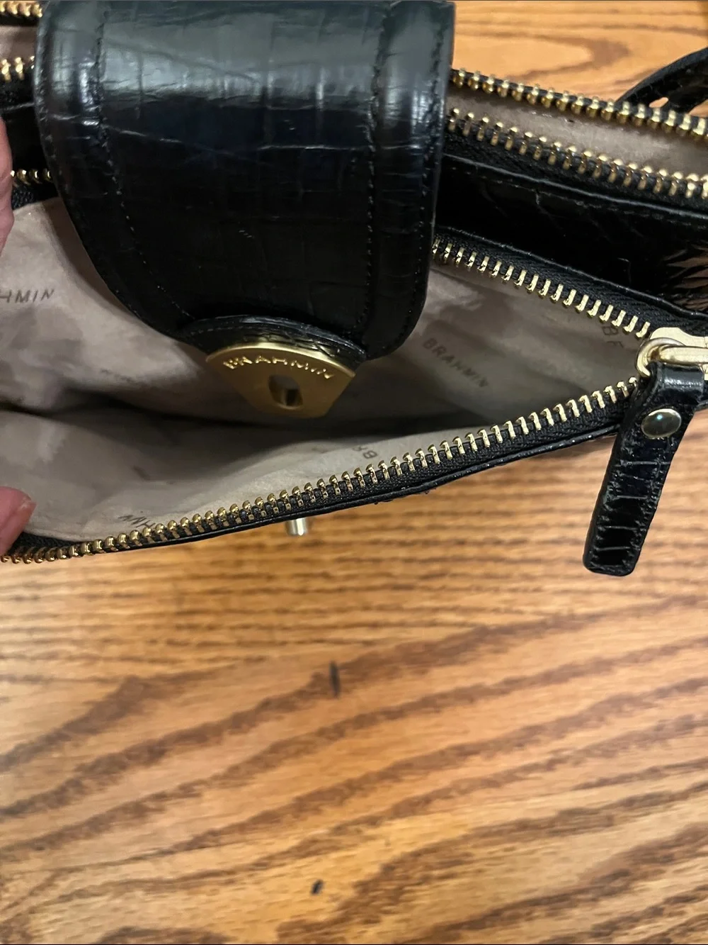 Brahmin Melbourne Black Mojito Croc Embossed Crossbody Bag Black with COA